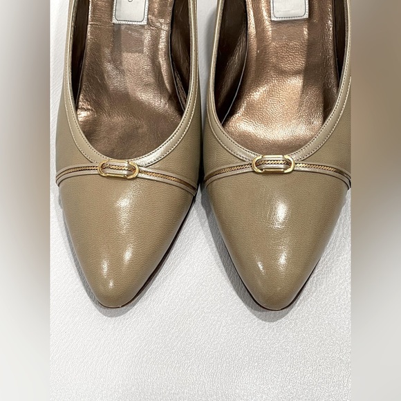 Vintage Bally Heels - Picture 2 of 9